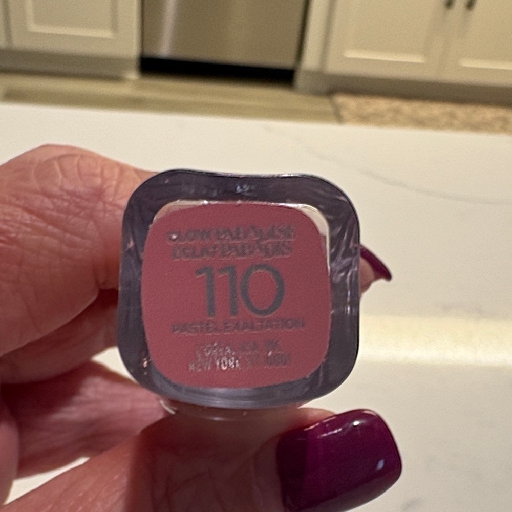 Lipstick in Mauve Pink - Picture 4 of 6